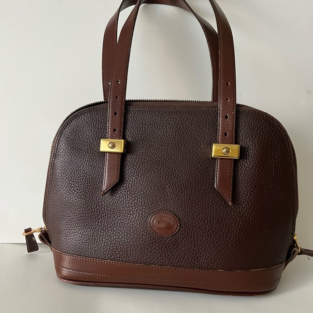 Elegant Brown Leather Handbag